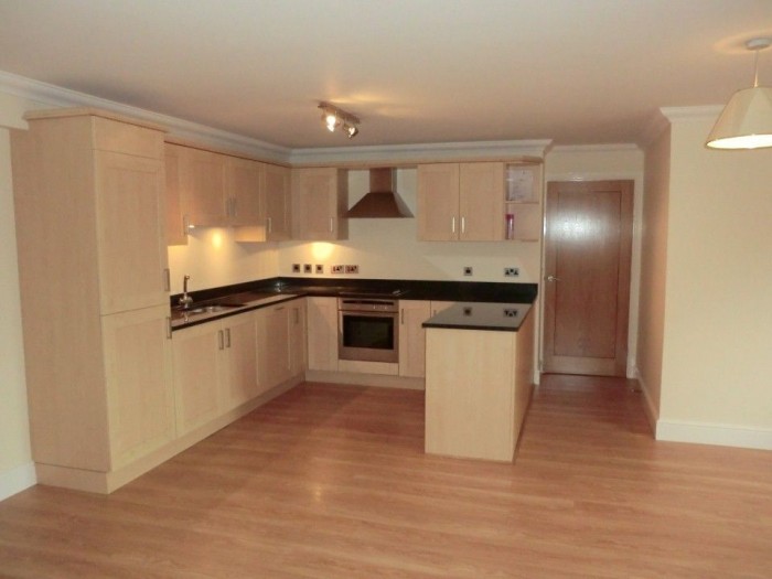 Oxford Road, Wokingham, 2 bedroom, Apartment