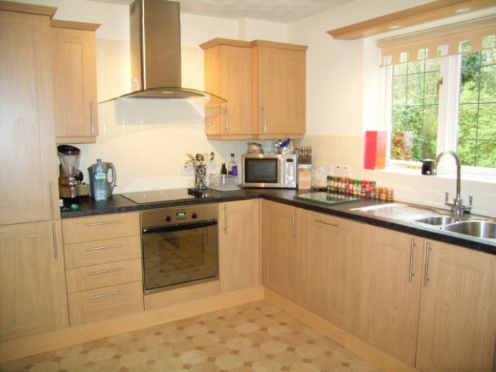 Images for Wimbushes, Finchampstead, Wokingham EAID: BID:wokingham