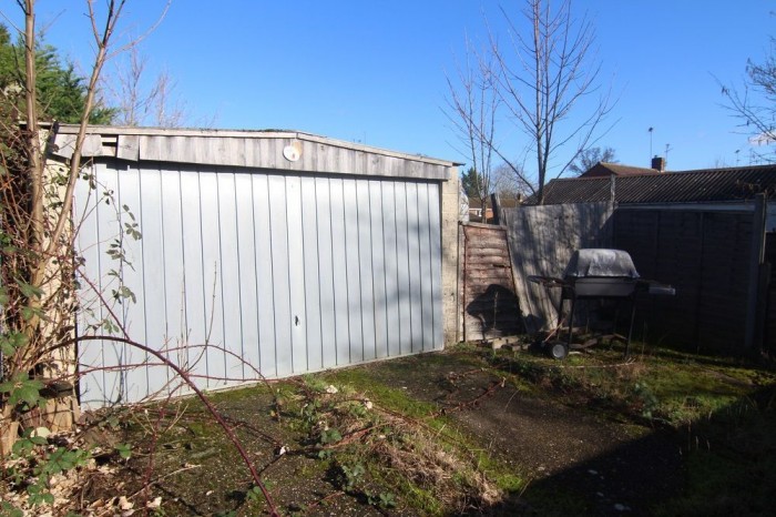 Images for Elizabeth Road, Wokingham EAID: BID:wokingham