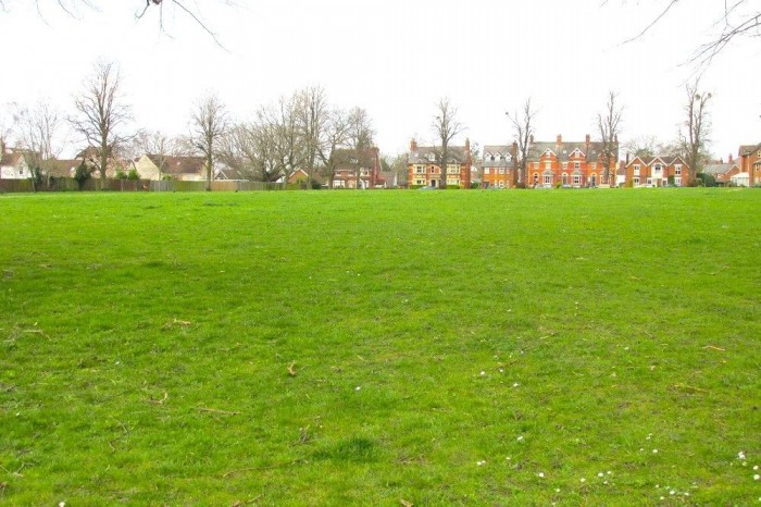 Images for Gipsy Lane, Wokingham EAID: BID:wokingham