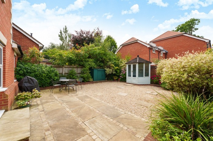 Images for Landen Grove, Wokingham EAID: BID:wokingham