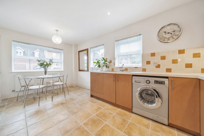 Images for Landen Grove, Wokingham EAID: BID:wokingham