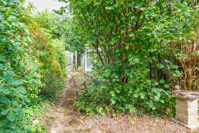 Images for Silverdale Road, Earley, Reading EAID: BID:earley