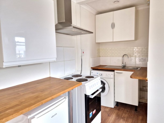 Images for Rose Street, Wokingham EAID: BID:wokingham