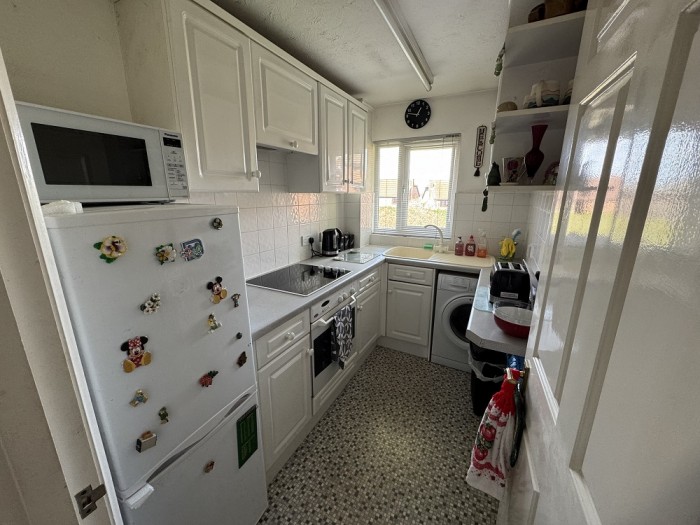 Images for Acorn Drive, Wokingham EAID: BID:wokingham