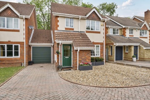 Montague Close, Wokingham