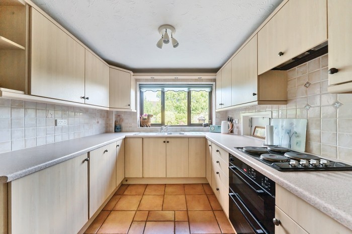 Images for Woodrow Drive, Wokingham EAID: BID:wokingham