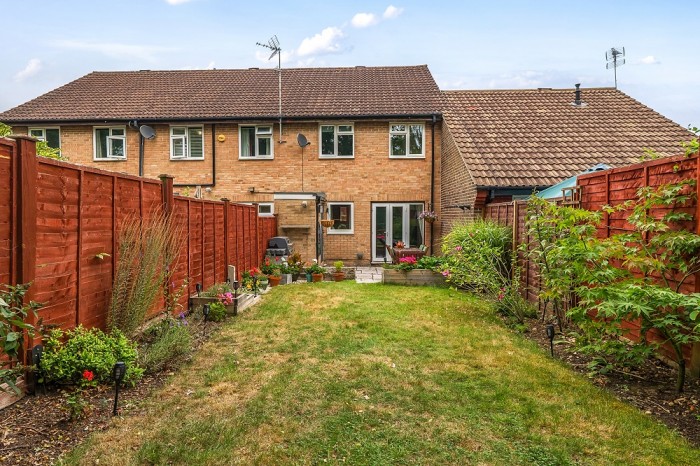 Images for Roycroft Lane, Finchampstead, Wokingham EAID: BID:wokingham