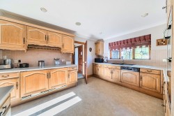 Images for Heath Ride, Finchampstead