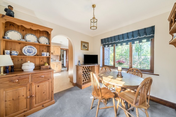 Images for Heath Ride, Finchampstead EAID: BID:wokingham