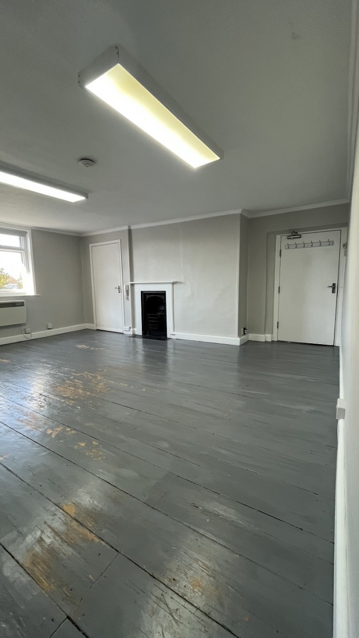 Images for Broad Street, Wokingham EAID: BID:commercial