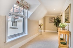 Images for Fleur De Lis, Wiltshire Road, Wokingham