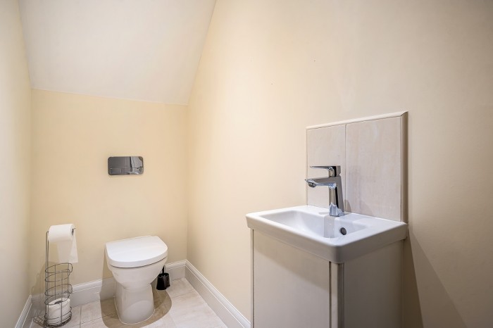Images for Fleur De Lis, Wiltshire Road, Wokingham EAID: BID:wokingham