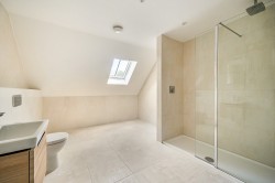 Images for Fleur De Lis, Wiltshire Road, Wokingham
