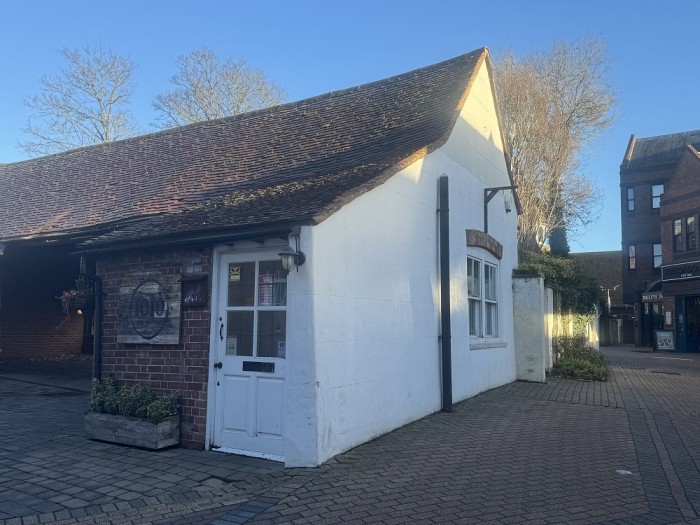 Images for Central Walk, Wokingham EAID: BID:commercial