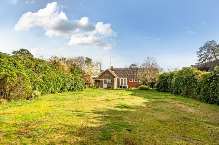 Images for Parkway, Crowthorne EAID: BID:wokingham