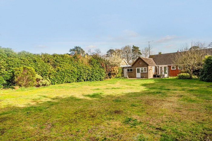 Images for Parkway, Crowthorne EAID: BID:wokingham