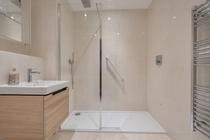 Images for Fleur De Lis, Wiltshire Road, Wokingham EAID: BID:wokingham