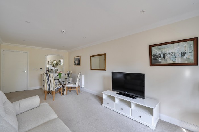 Images for Fleur De Lis, Wiltshire Road, Wokingham EAID: BID:wokingham