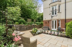 Images for Fleur De Lis, Wiltshire Road, Wokingham