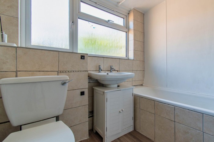 Images for Clarendon Road, Reading EAID:MP BID:MP