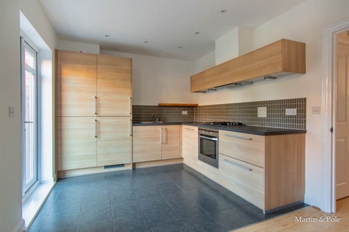 Images for Broad Mead, Lower Earley, Reading EAID:MP BID:MP