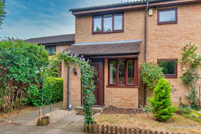 Images for Marefield, Lower Earley, Reading EAID:MP BID:MP