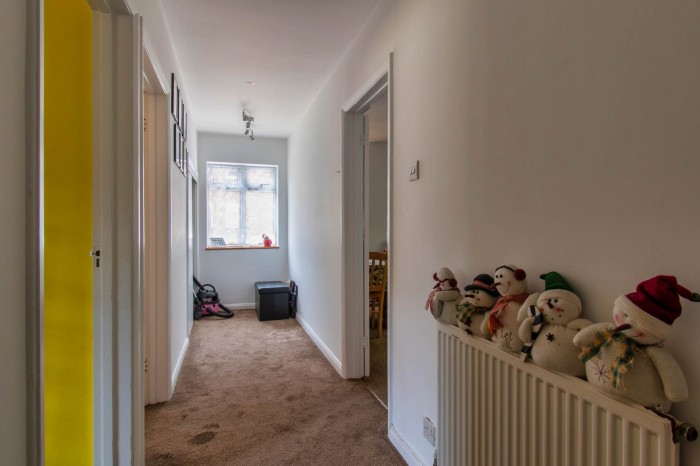 Images for Courts Road, Earley, Reading EAID:MP BID:MP