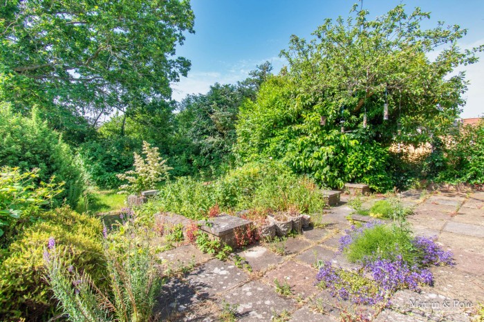 Images for Compton Close, Earley, Reading EAID:MP BID:MP