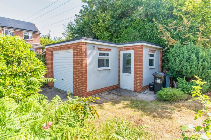Images for Compton Close, Earley, Reading EAID:MP BID:MP