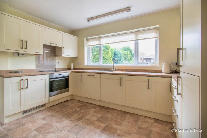 Images for Wilderness Road, Earley, Reading EAID:MP BID:MP