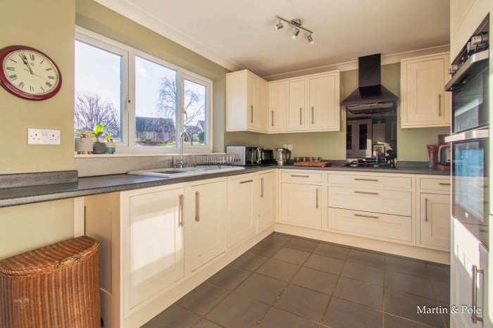 Images for Hawkedon Way, Lower Earley, Reading EAID:MP BID:MP