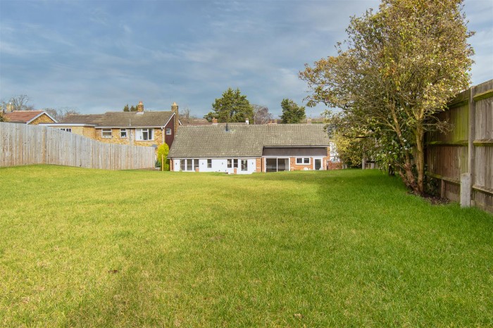 Images for Clivedale Road, Woodley, Reading EAID:martinpoleapi BID:70978-1
