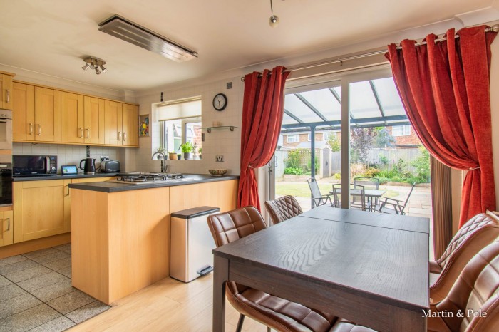 Images for Springdale, Earley, Reading EAID:MP BID:MP