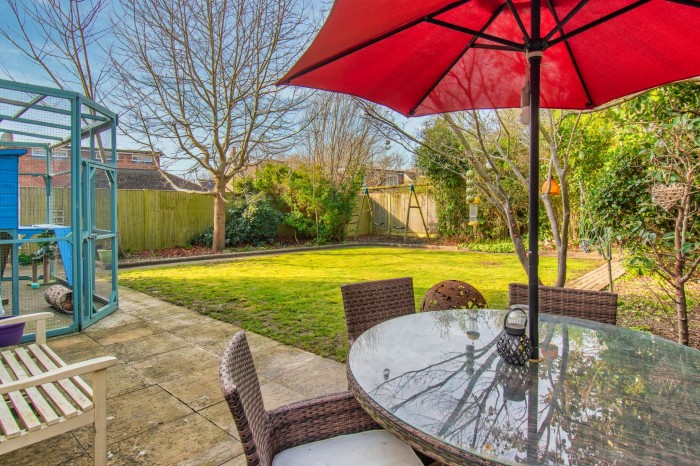 Images for Hillside Road, Earley, Reading EAID:MP BID:MP