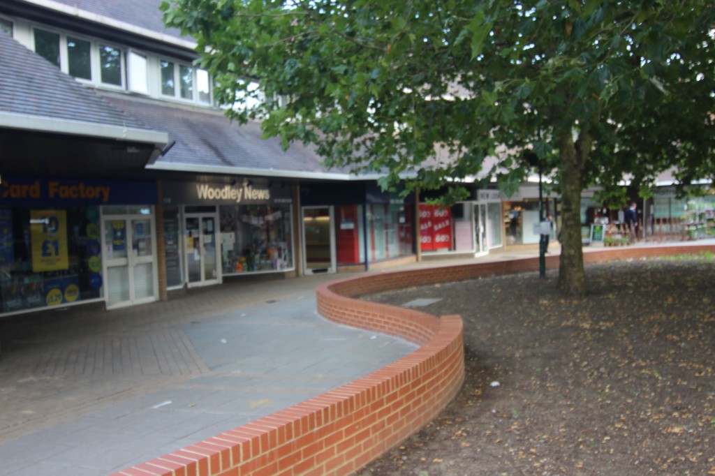 Crockhamwell Road, Woodley, Reading, Shop