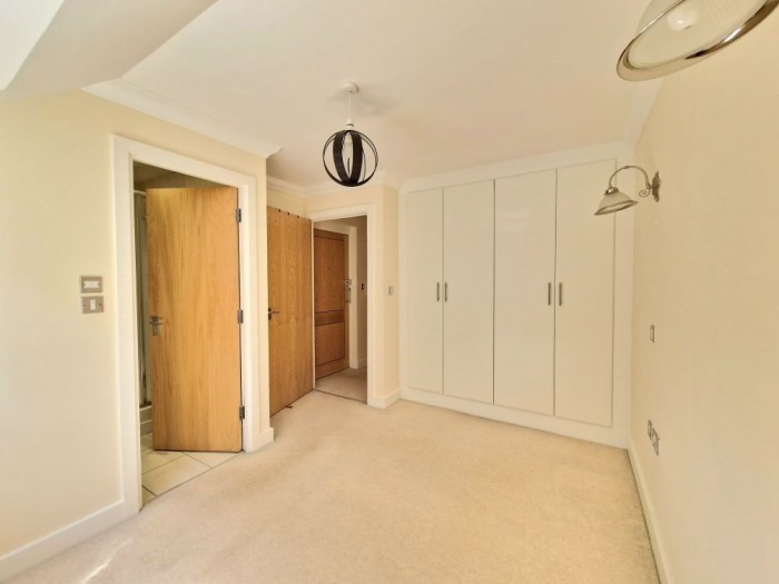 Images for Drey House, Squirrel Walk, Wokingham EAID: BID:wokingham