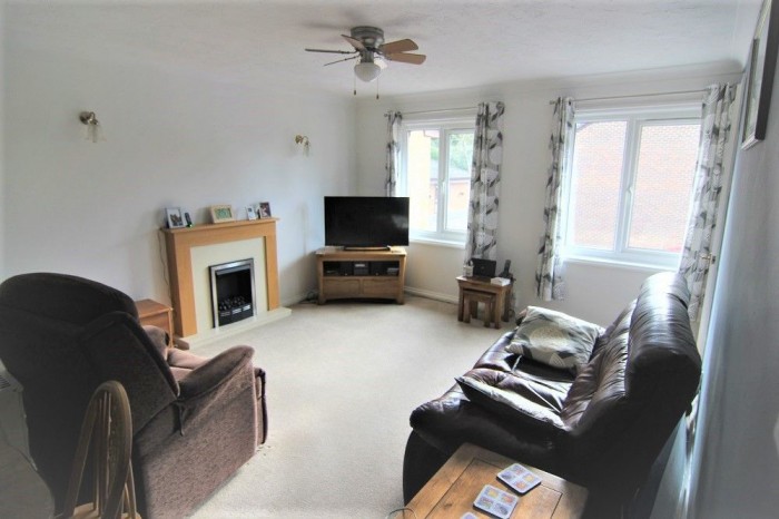 Images for Acorn Drive, Wokingham EAID: BID:wokingham