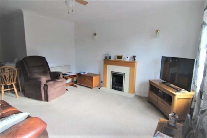 Images for Acorn Drive, Wokingham EAID: BID:wokingham