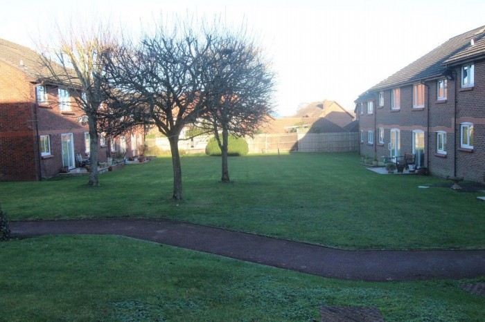 Images for Acorn Drive, Wokingham EAID: BID:wokingham
