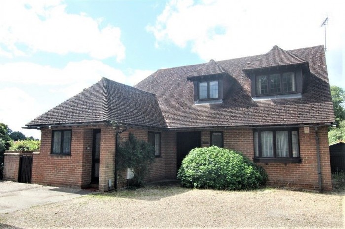 Images for Warren Lane, Finchampstead, Wokingham EAID: BID:wokingham