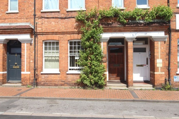 Images for Rose Street, Wokingham EAID: BID:commercial