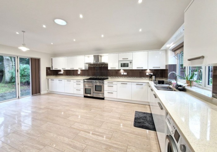 Images for School Road, Hurst, Reading EAID: BID:wokingham