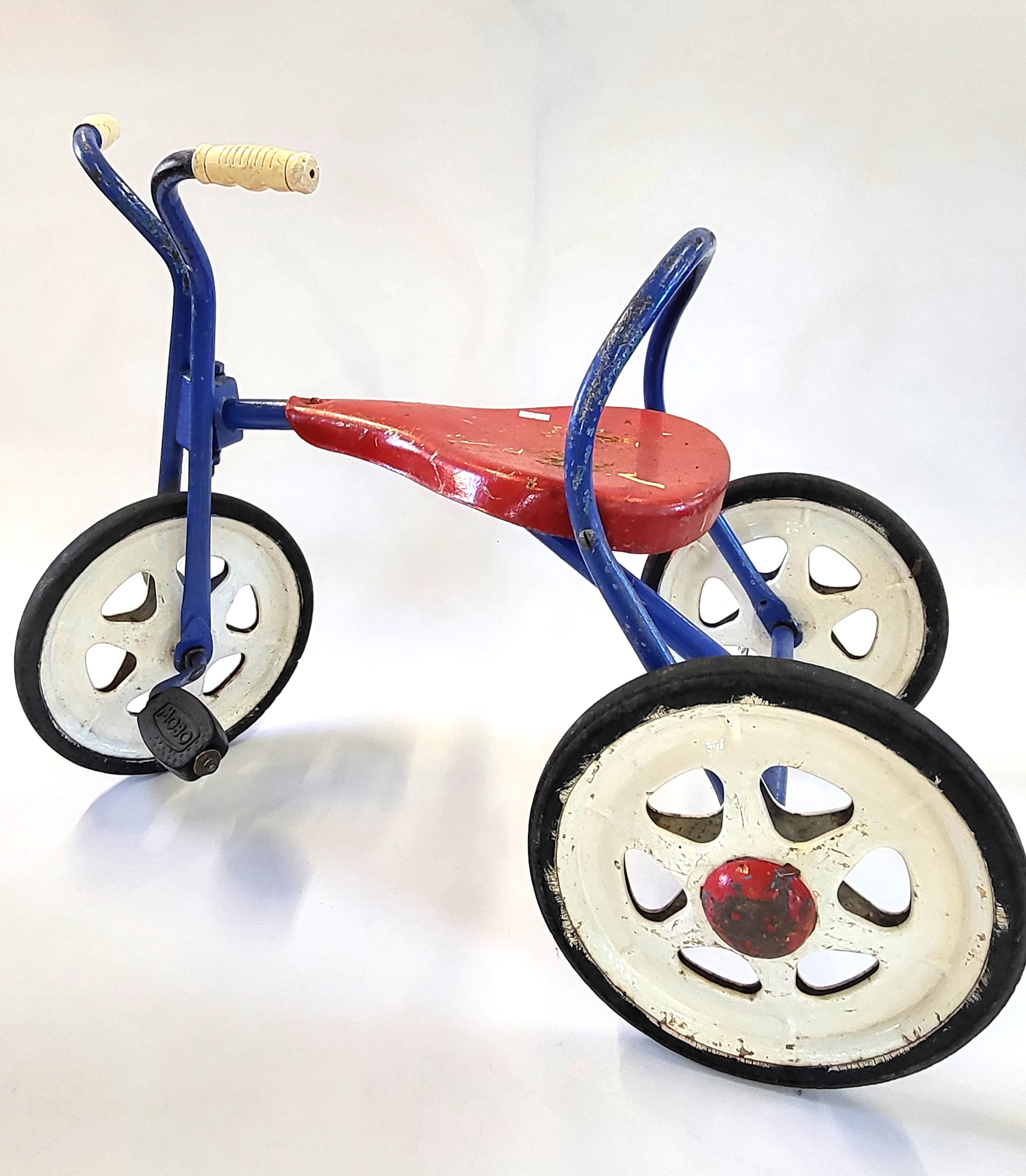 Next Auction + Image