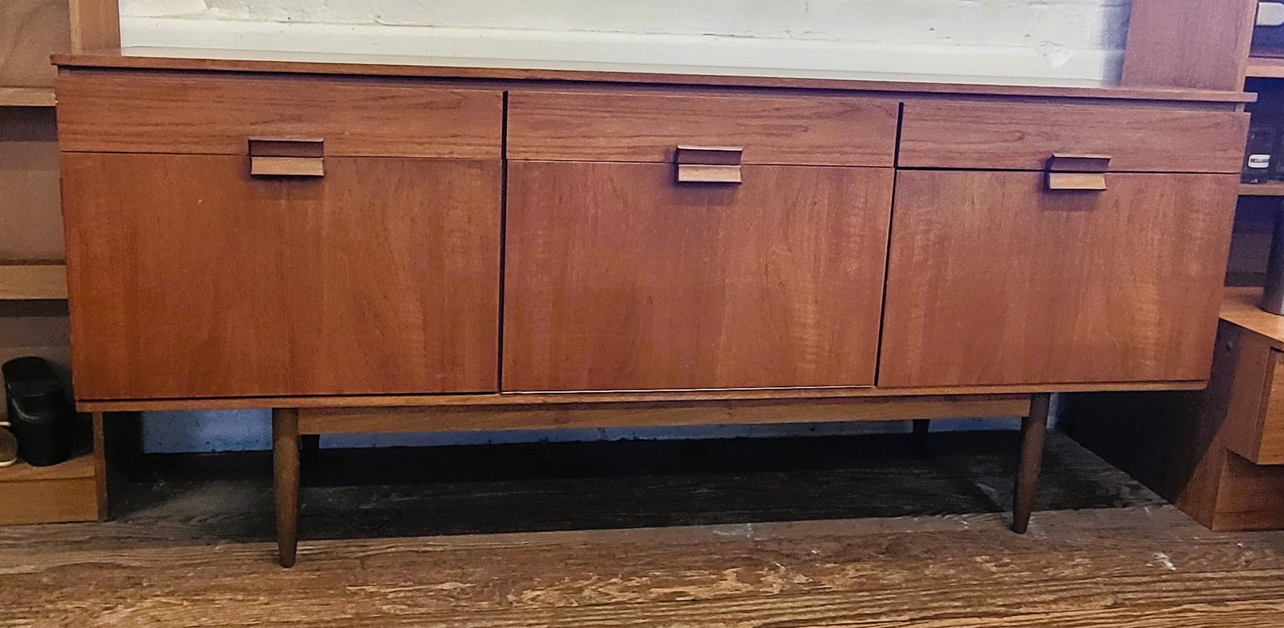sideboard