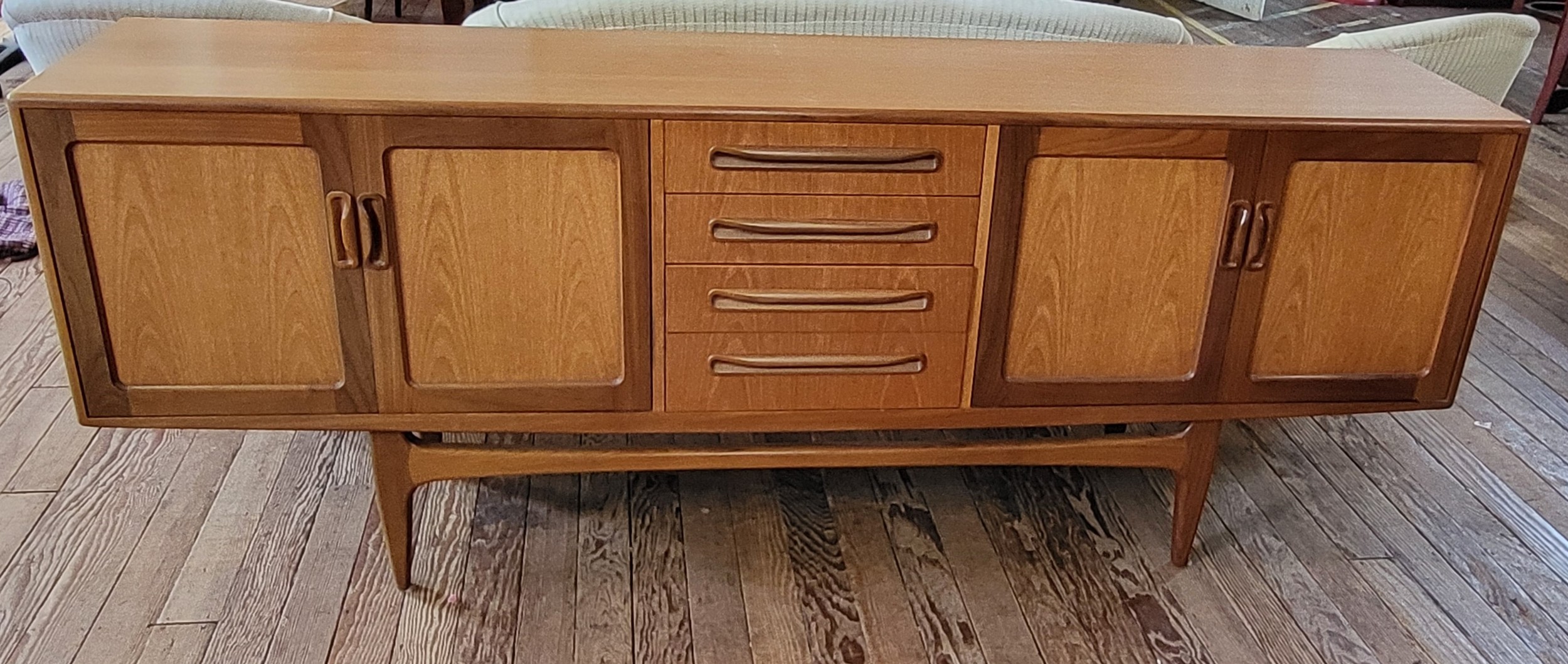 sideboard